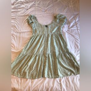 Wild Fable small dress, light green with faint white flowers D